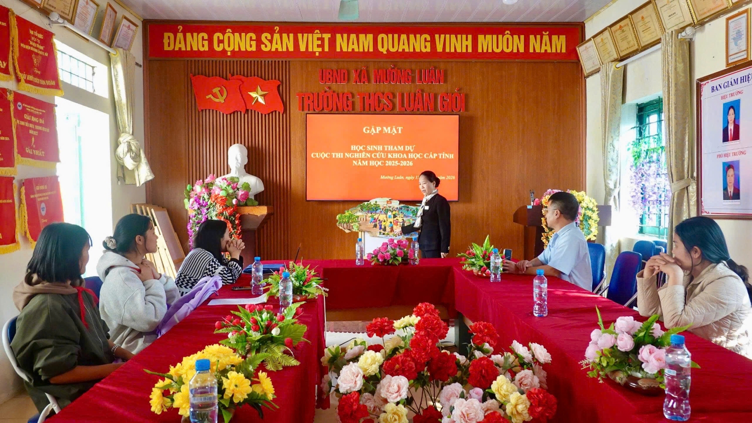 Gặp mặt